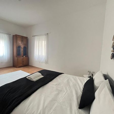 Dina Apartments Bitola Exterior foto