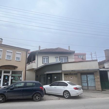 Dina Apartments Bitola Exterior foto